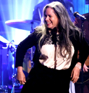   How to hire Natalie Merchant - booking information  
