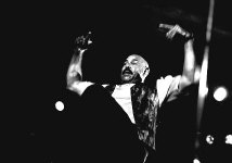  Hire Oscar D'Leon - booking Oscar D'Leon information. 