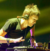   Omnia - booking information  