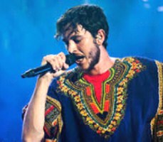  Hire Oscar and the Wolf - booking Oscar and the Wolf information. 