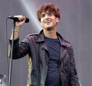   How to hire Paolo Nutini - book Paolo Nutini for an event!   