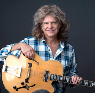 Hire Pat Metheny Group - booking Pat Metheny Group information.