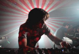   Hire Paul Oakenfold - booking Paul Oakenfold information.  