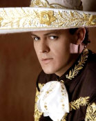   Pedro Fernandez - booking information  