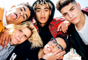  PrettyMuch - booking information  