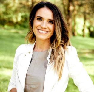Hire Rebecca St. James - Book Rebecca St James for an event
