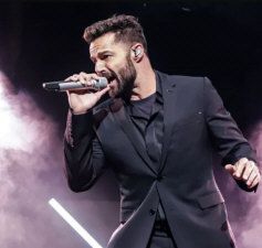 Hire Ricky Martin - booking Ricky Martin information.