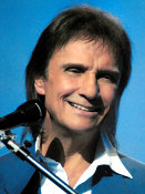 Hire Roberto Carlos - booking Roberto Carlos information.