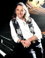   Hire Roger Hodgson - booking Roger Hodgson information  