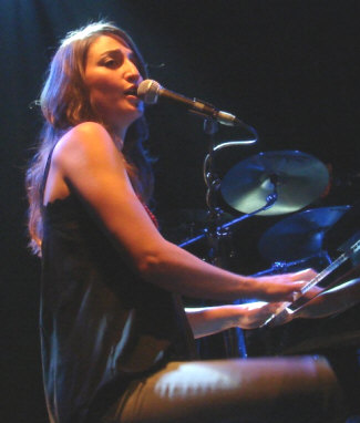 Hire Sara Bareilles - book Sara Bareilles for an event!