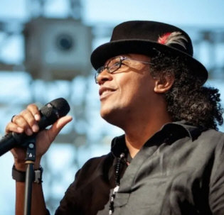   Hire Sergio Vargas - Booking Sergio Vargas information.  