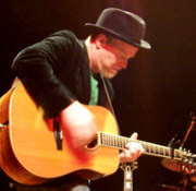   Hire Shawn Mullins - booking Shawn Mullins information.  