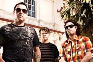   Hire Smash Mouth - booking Smash Mouth information  