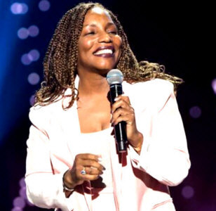  Hire Stephanie Mills - booking Stephanie Mills information. 