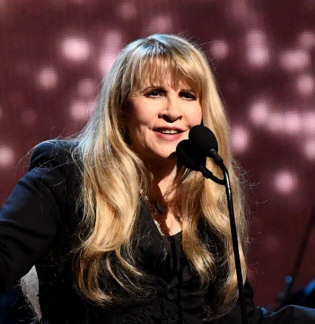   How to hire Stevie Nicks - booking information  