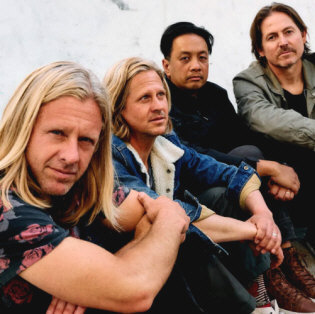   Hire Switchfoot - booking Switchfoot information.  