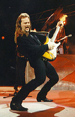  Travis Tritt - booking information 