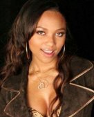   Teairra Mari - booking information  
