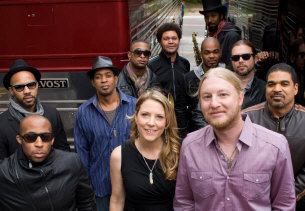  Hire Tedeschi Trucks Band - booking Tedeschi Trucks Band information.