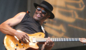   Theodis Ealey - booking information  ; photo credit: Jennifer Wheeler  
