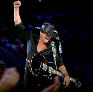 Hire Tim McGraw - book Tim McGraw for an event!