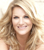 Book Trisha Yearwood - booking information