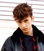  Book Troye Sivan - booking information 