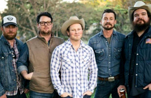  Hire Turnpike Troubadours - book Turnpike Troubadours for an event! 