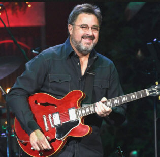 Hire Vince Gill - Booking Vince Gill information.