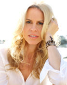   Vonda Shepard -- To view this artist's HOME page, click HERE! 
