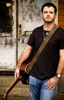  Hire Wade Bowen - booking information 