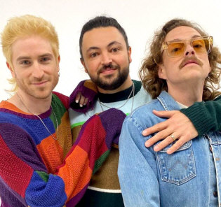   How to hire Walk The Moon - booking information  