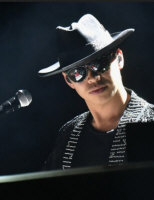   Zhu - booking information  